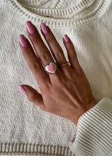 Load image into Gallery viewer, Pink Conch Heart Ring
