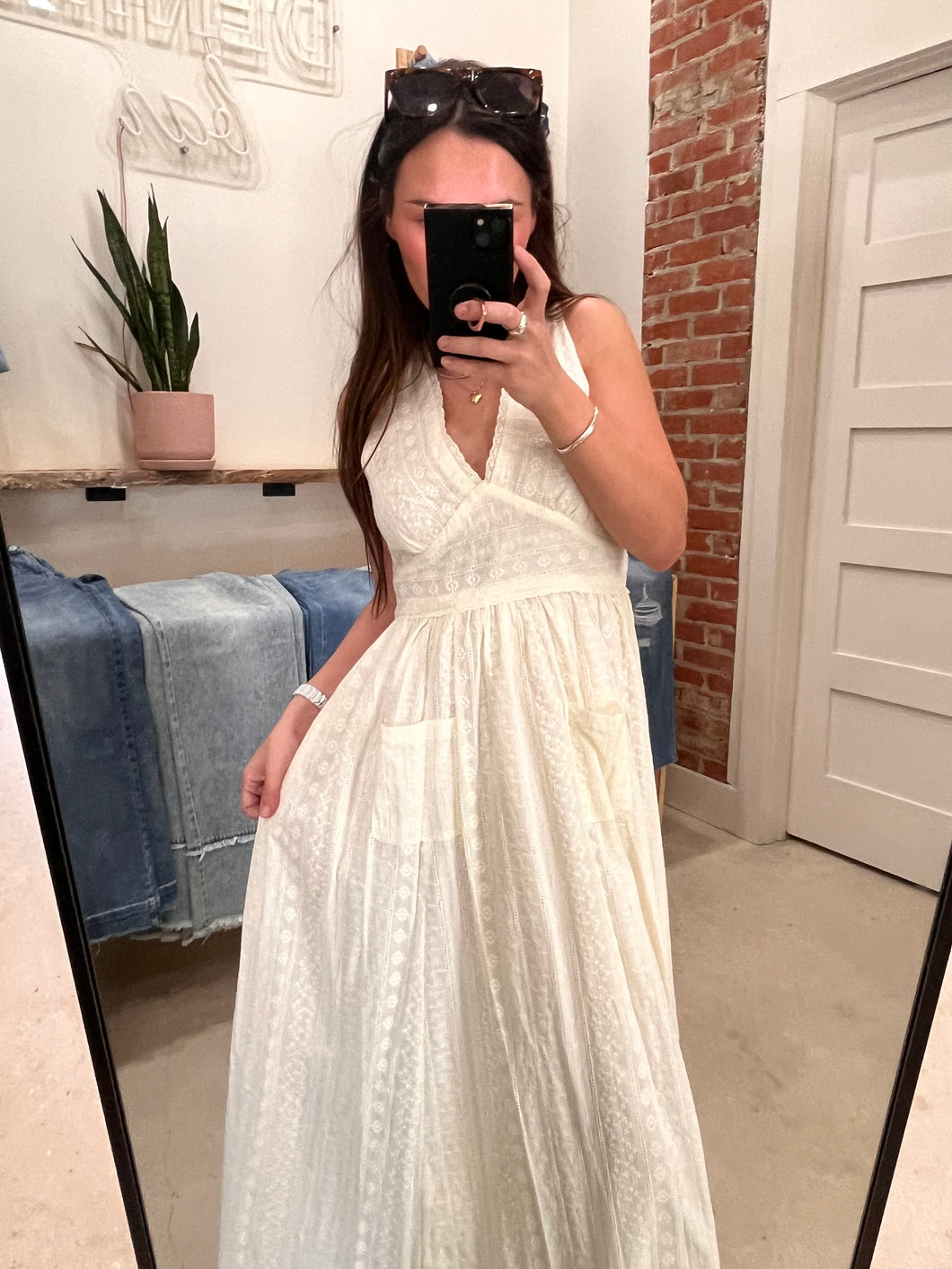 lauren lace dress Vintage Lace Mini Wedding Dress