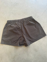 Load image into Gallery viewer, Brown plaid boxer shorts
